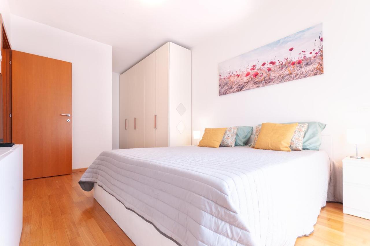 Dor'Michi' Apartment เตรนโต ภายนอก รูปภาพ